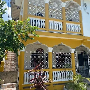 Runthings Hideaway Guest house Negril